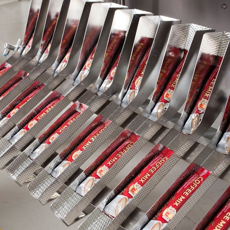 ST800 discharge chute square.jpg